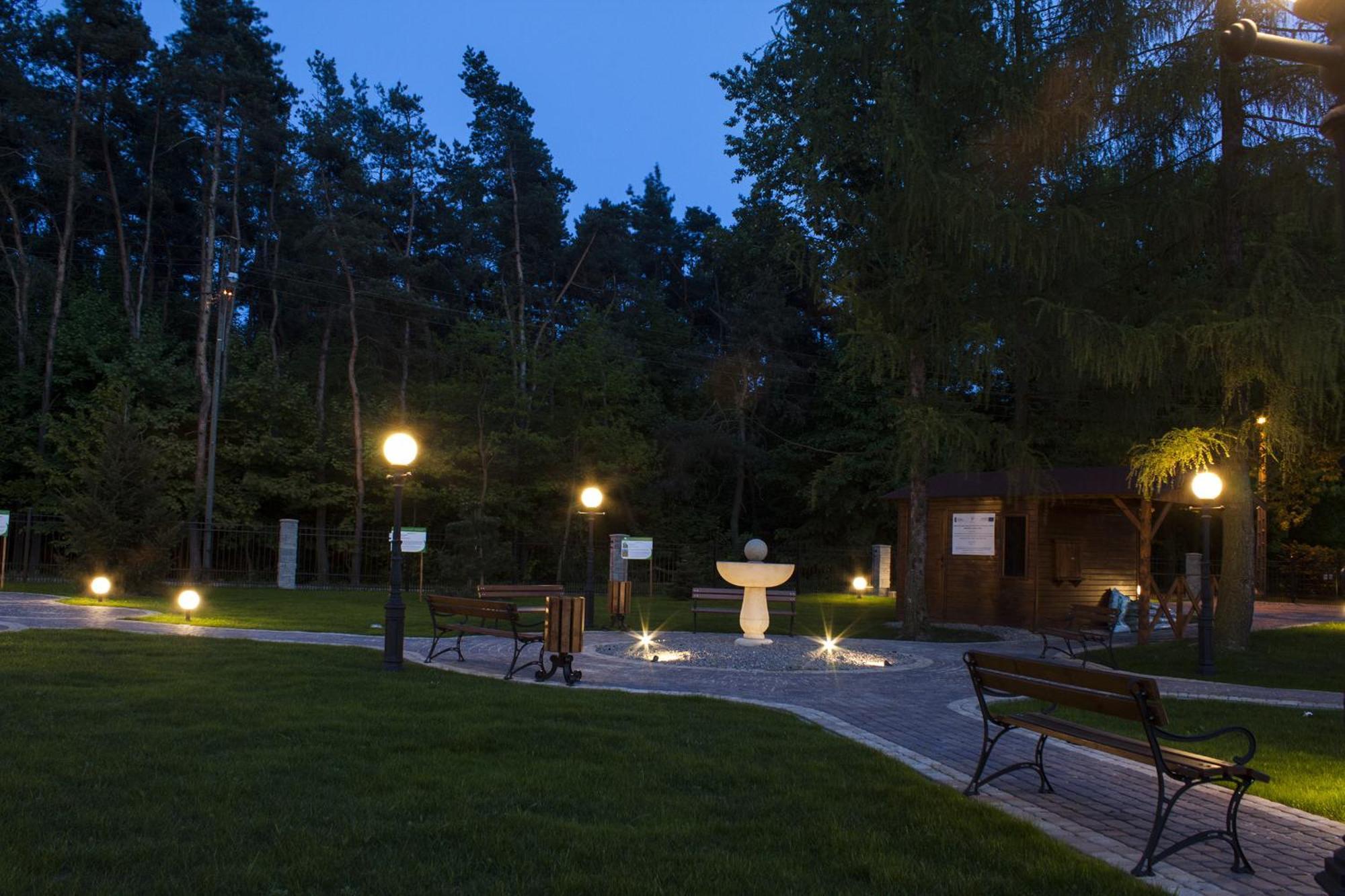Hotel Modrzewiowy Dwor Gliwice Bagian luar foto