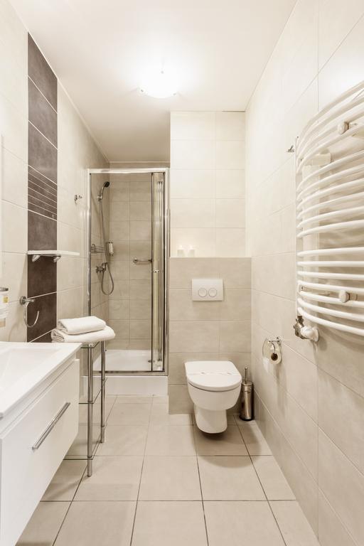 Hotel Modrzewiowy Dwor Gliwice Bagian luar foto
